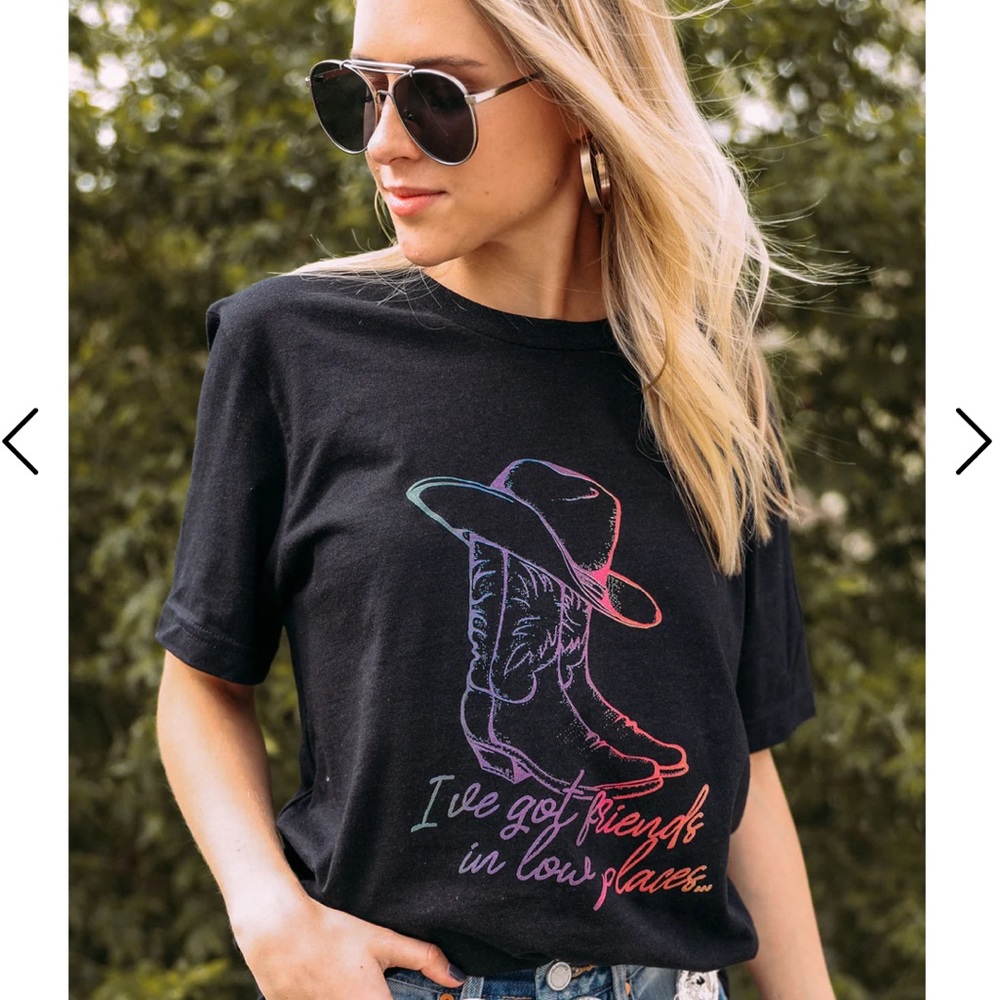 Charlie Southern Friends In Low Places Tee
